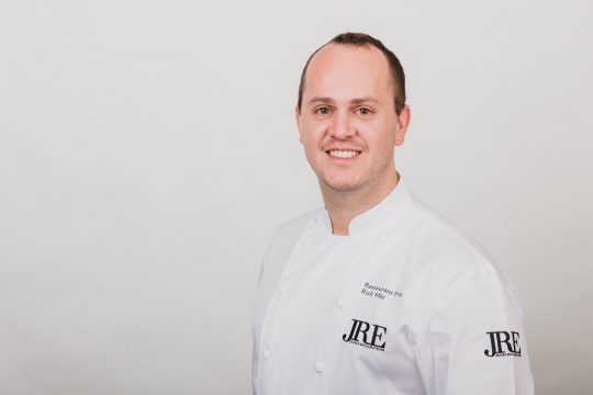 Eigenaar restaurant Fris